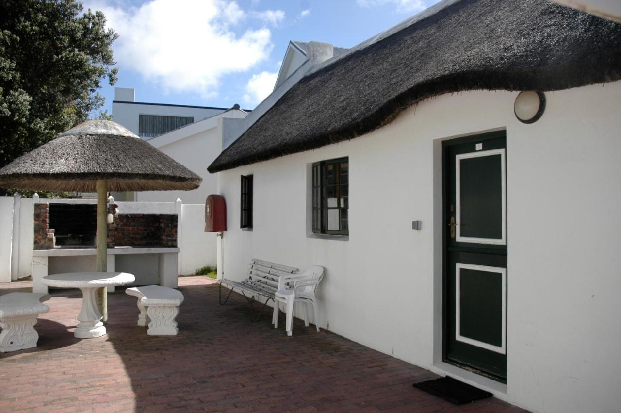 Seaside Chalet *