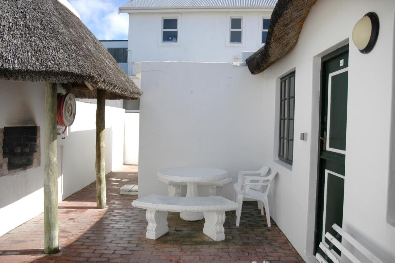 Seaside Chalet *